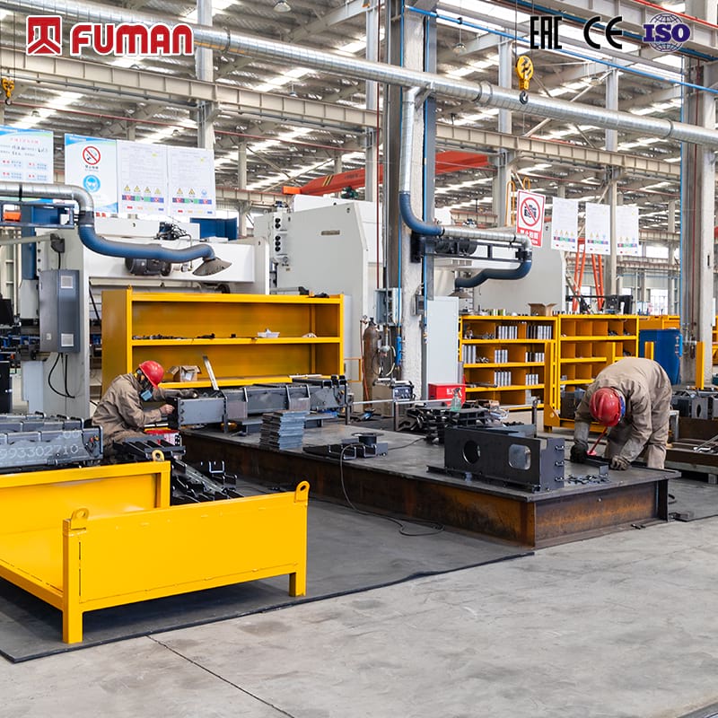 Knuckle Boom Crane