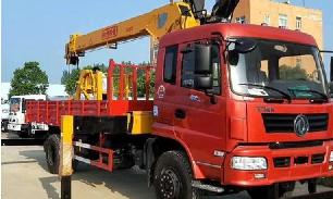 telescopic boom cranes