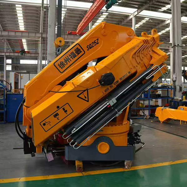 FUMAN 25 Ton Knuckle Boom Crane